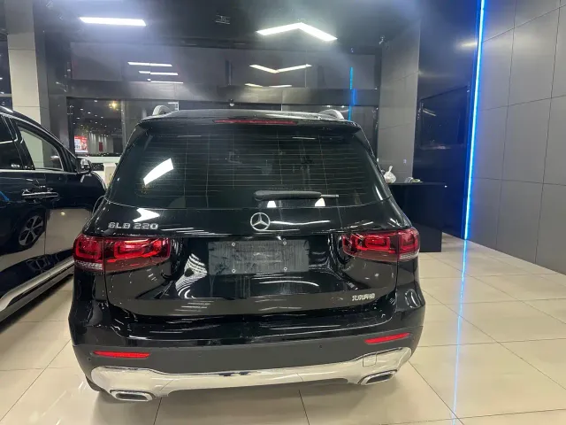 Mercedes-Benz GLB-Class — Фото автомобиля 11