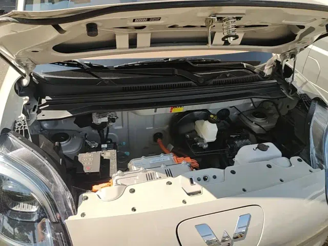 Wuling Hongguang Mini EV — Фото автомобиля 19