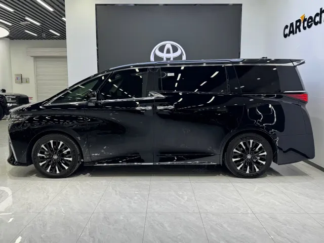 Toyota Alphard — Фото автомобиля 7