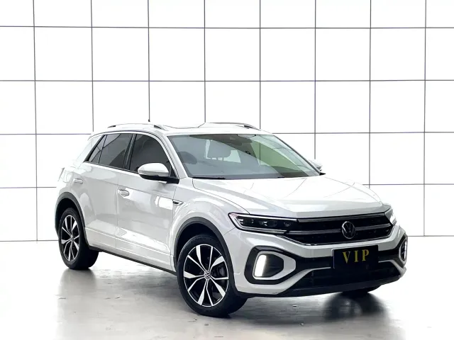 Volkswagen T-Roc — Фото автомобиля 2