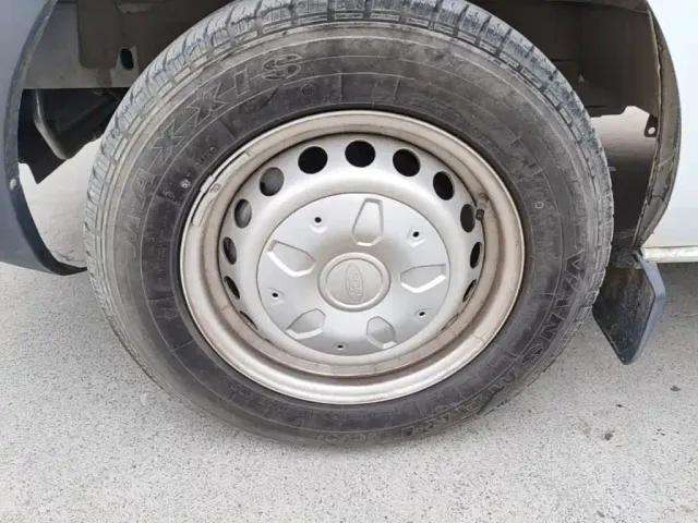 Ford Transit 2019 2.0T Gasoline Multi-Purpose Commercial Vehicle Short Wheelbase Low Roof 6-Seater China VI — Фото автомобиля 22