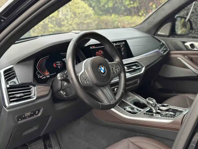 BMW X5 — Фото автомобиля 12