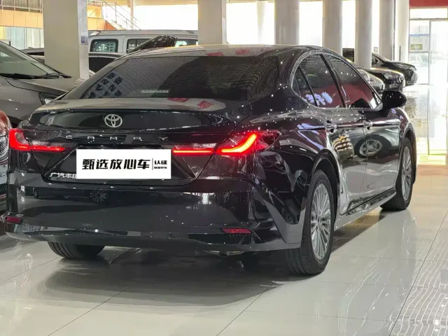 Toyota Camry — Фото автомобиля 4