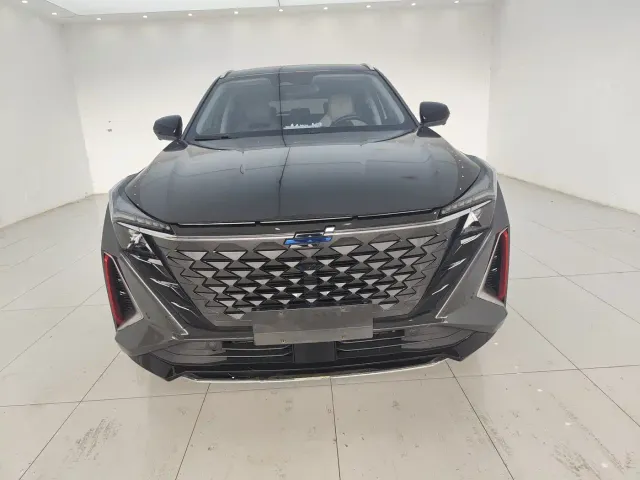 Changan Z6 — Фото автомобиля 2