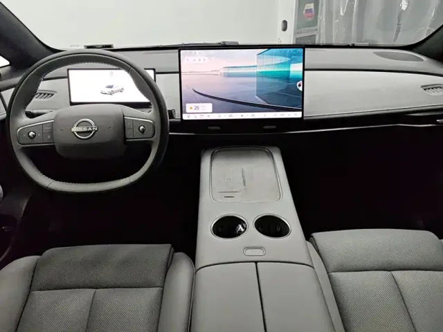 Nissan N7 — Фото автомобиля 12