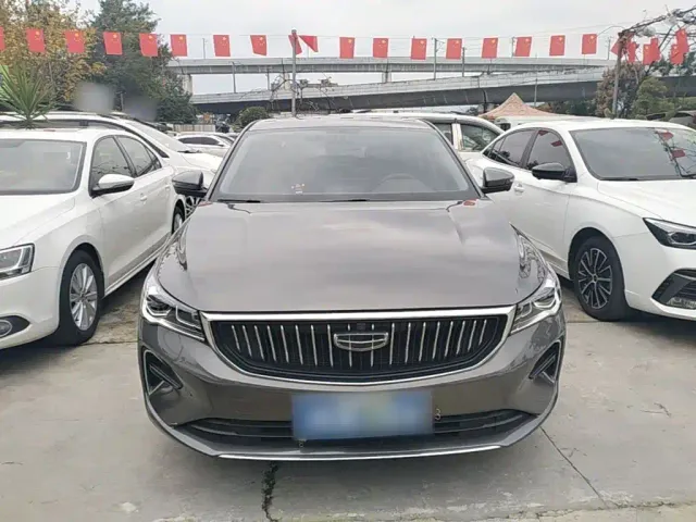 Geely Emgrand — Фото автомобиля 2