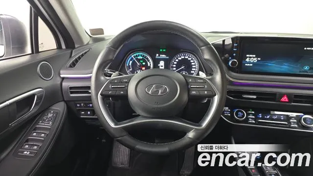 Hyundai Sonata — Фото автомобиля 10