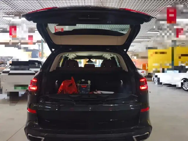 BMW X5 — Фото автомобиля 18