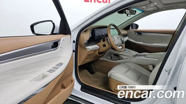 Hyundai Grandeur Новый Grandeur IG — Фото автомобиля 10