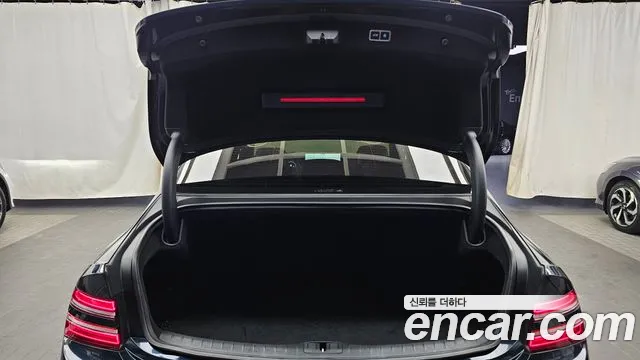 Genesis G80 Бензин 3.5 турбо AWD — Фото автомобиля 19