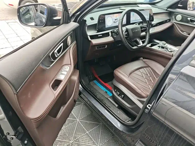 Chery Tiggo 8 PLUS — Фото автомобиля 15