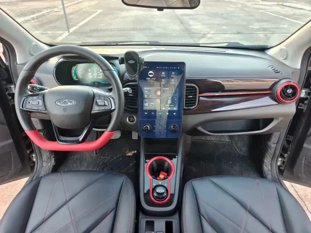 Chery eQ1 — Фото автомобиля 5