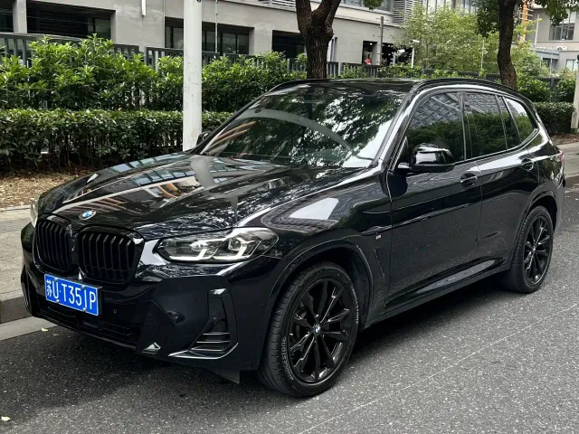 Фотография автомобиля — BMW X3