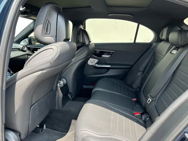 Mercedes-Benz C-Class — Фото автомобиля 7
