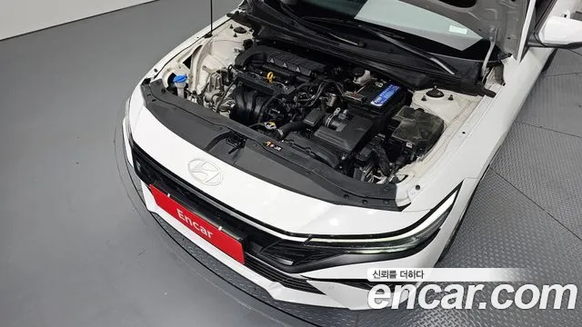 Hyundai Avante CN7 — Фото автомобиля 6