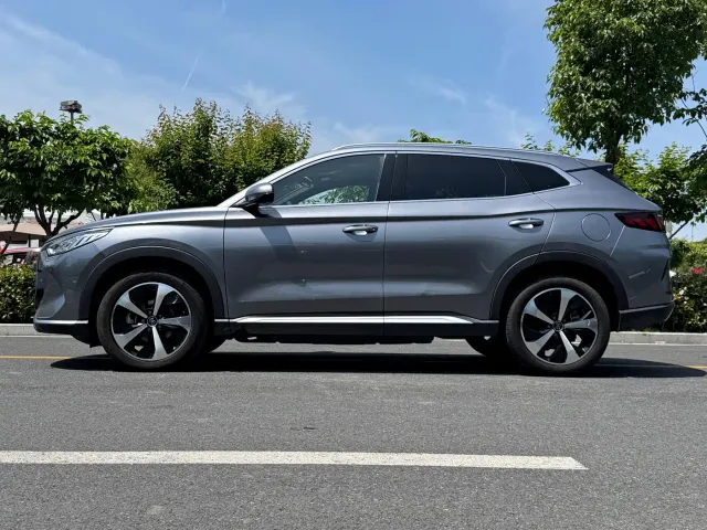 BYD Song PLUS — Фото автомобиля 7