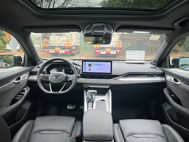 Geely Xingrui — Фото автомобиля 5