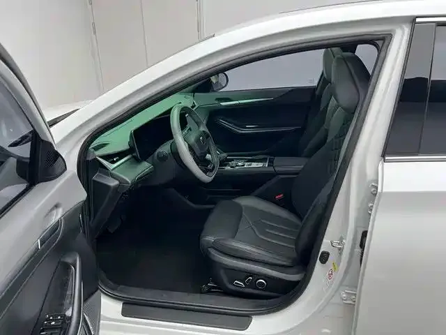 Changan Raeton Plus — Фото автомобиля 13