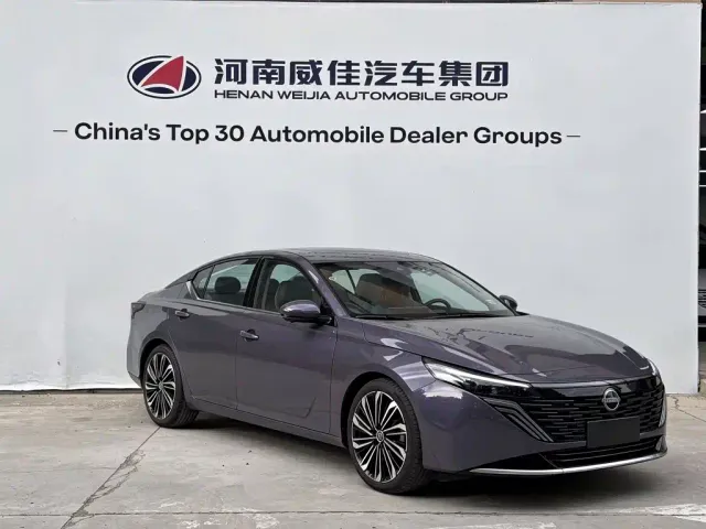 Nissan Teana — Фото автомобиля 3