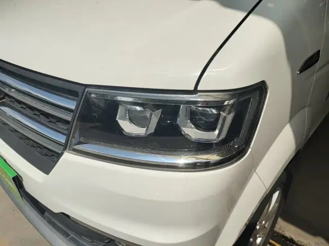 Jinbei New Hiace S — Фото автомобиля 23