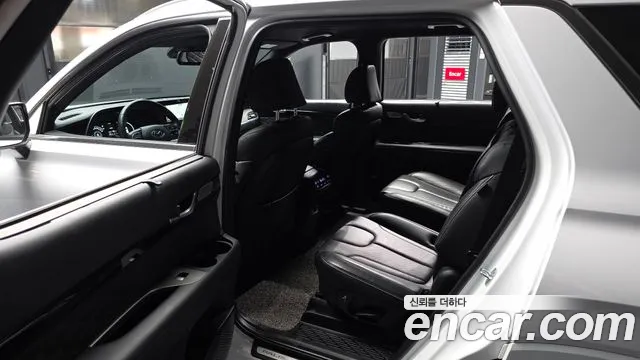 Hyundai Palisade Palisade Бензин 3.8 2WD — Фото автомобиля 26