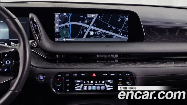 Genesis G90 — Фото автомобиля 14