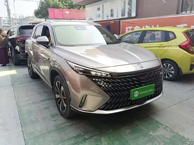 Roewe RX5 — Фото автомобиля 3