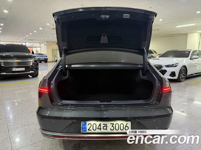 Hyundai Grandeur Grandeur (GN7) 2.5 Бензин 2WD — Фото автомобиля 19