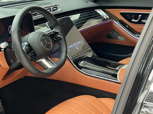 Mercedes-Benz S-Class — Фото автомобиля 11