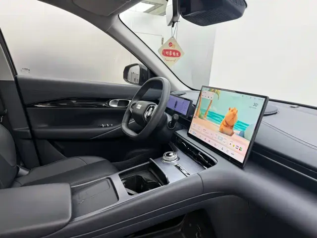 Geely Galaxy E5 — Фото автомобиля 15