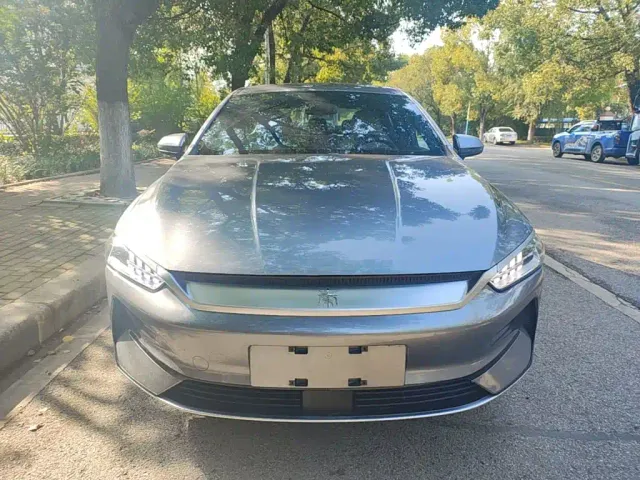 BYD Qin PLUS — Фото автомобиля 2