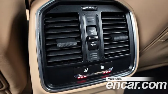 Porsche Macan — Фото автомобиля 19