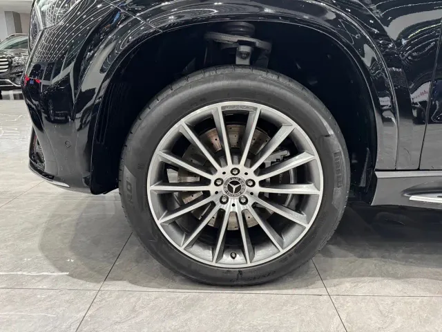 Mercedes-Benz GLE-Class — Фото автомобиля 4