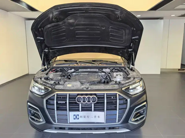 Audi Q5L — Фото автомобиля 6