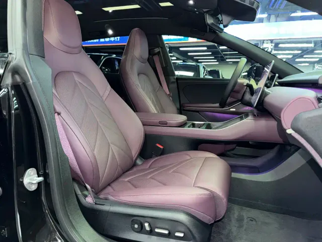 Nio ET5 Touring — Фото автомобиля 10