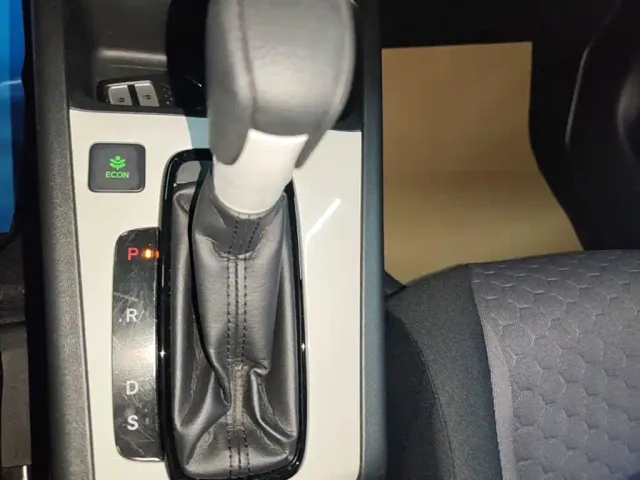Honda Fit — Фото автомобиля 13