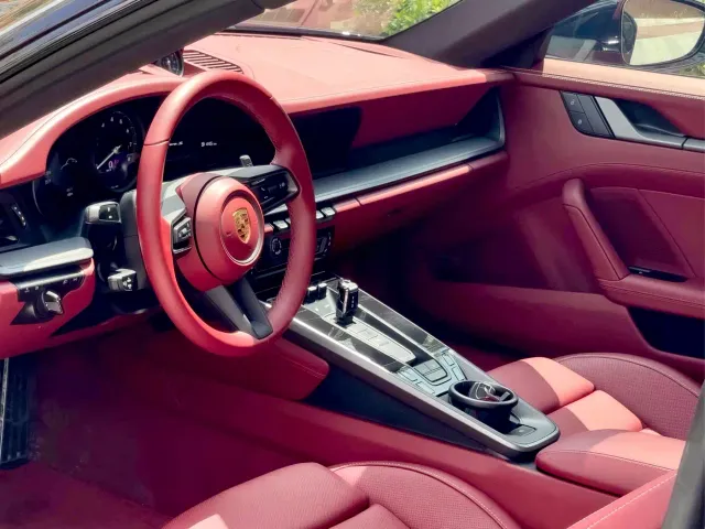 Porsche 911 — Фото автомобиля 10