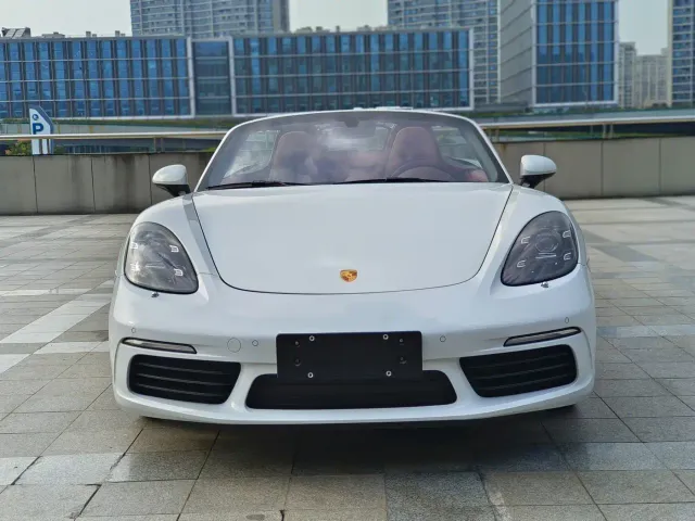 Porsche 718 — Фото автомобиля 2