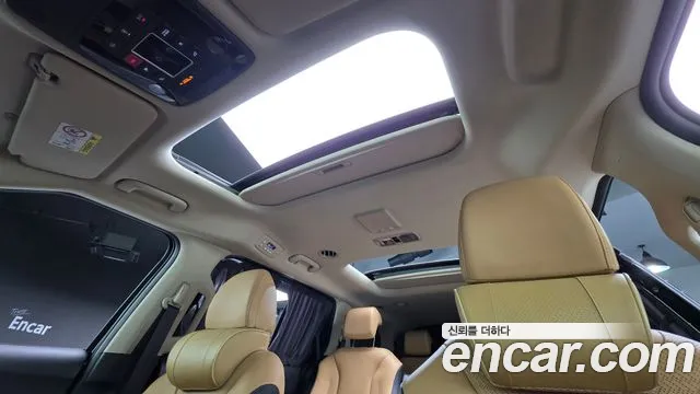 Kia Canival Carnival 4 поколение 9 мест Signature — Фото автомобиля 11