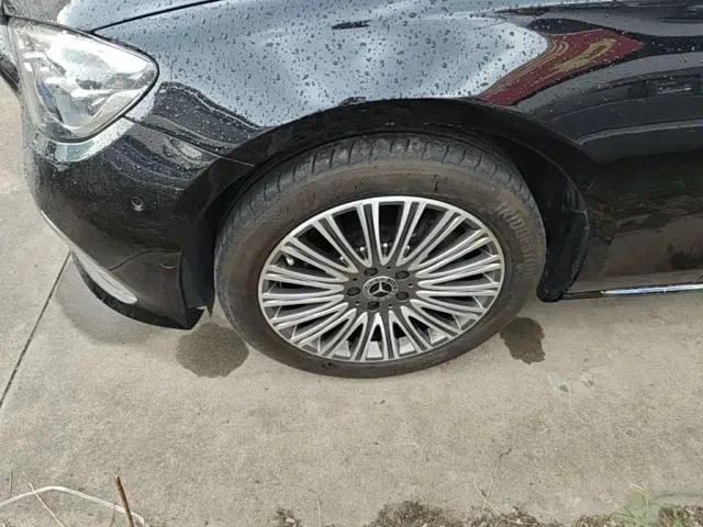 Mercedes-Benz E-Class — Фото автомобиля 22