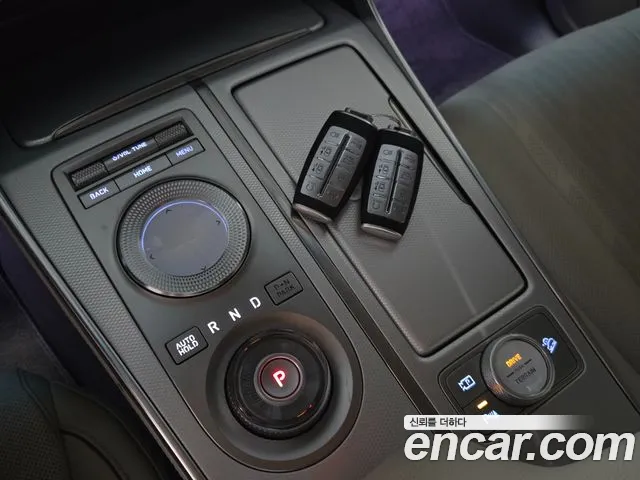 Genesis GV80 — Фото автомобиля 11