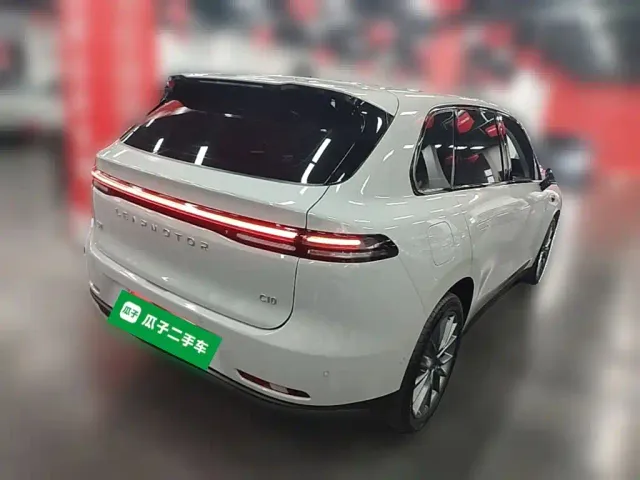 Leapmotor C10 — Фото автомобиля 9
