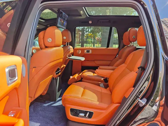 Li Auto L9 — Фото автомобиля 8
