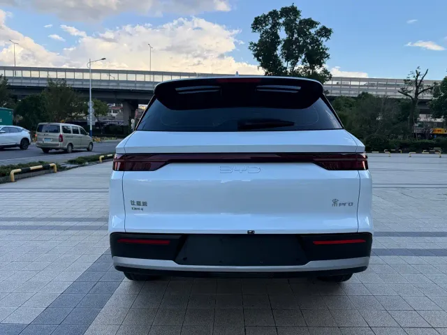 BYD Song Pro — Фото автомобиля 13