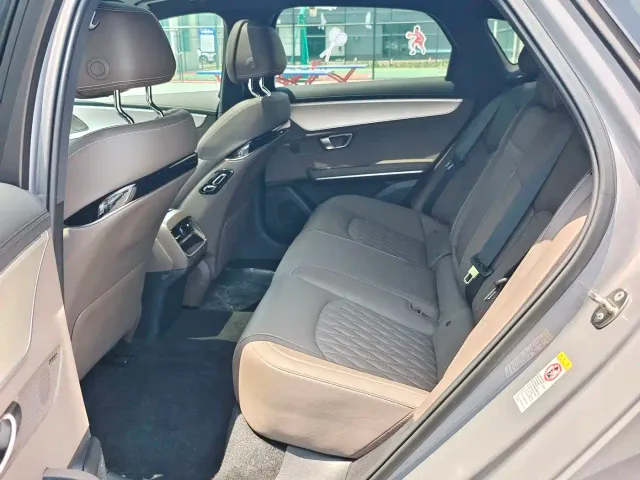BYD Han — Фото автомобиля 5