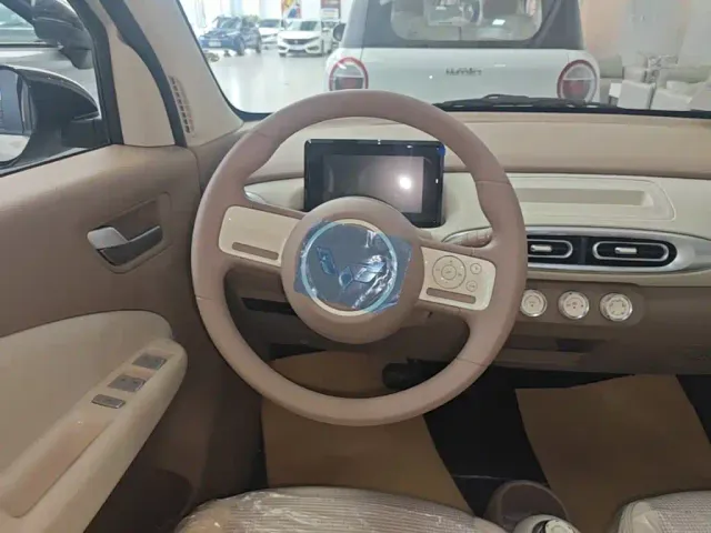 Wuling Hongguang Mini EV — Фото автомобиля 10