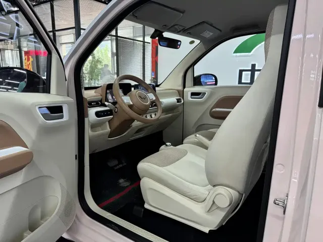 Wuling Hongguang Mini EV — Фото автомобиля 7