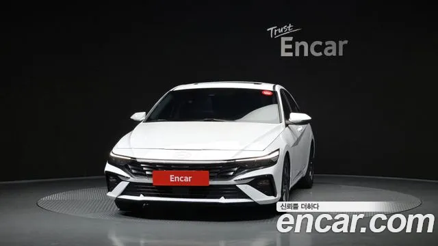 Hyundai Avante CN7 — Фото автомобиля 3
