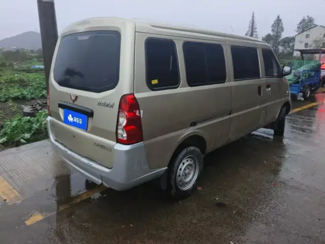 Wuling Rongguang — Фото автомобиля 3