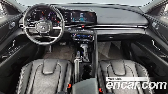 Hyundai Avante CN7 — Фото автомобиля 7